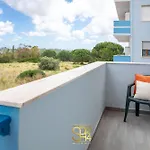 Cozy Con Parcheggio Privato Gratuito Apartment *